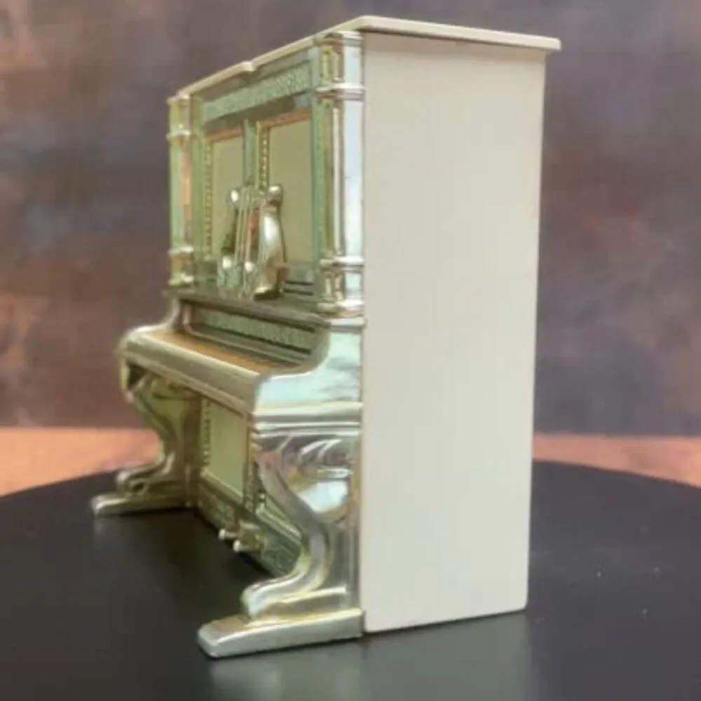 Vintage 1950s Plastic Upright Piano Salt & Pepper Shaker Set – Davis Products